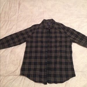 American Eagle plaid button down